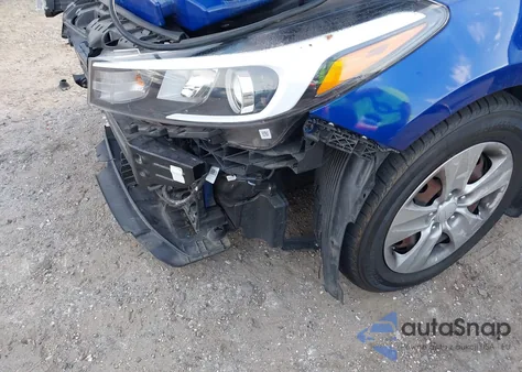 2017 Kia Forte Lx из США, поврежденный, VIN 3KPFK4A78HE096079